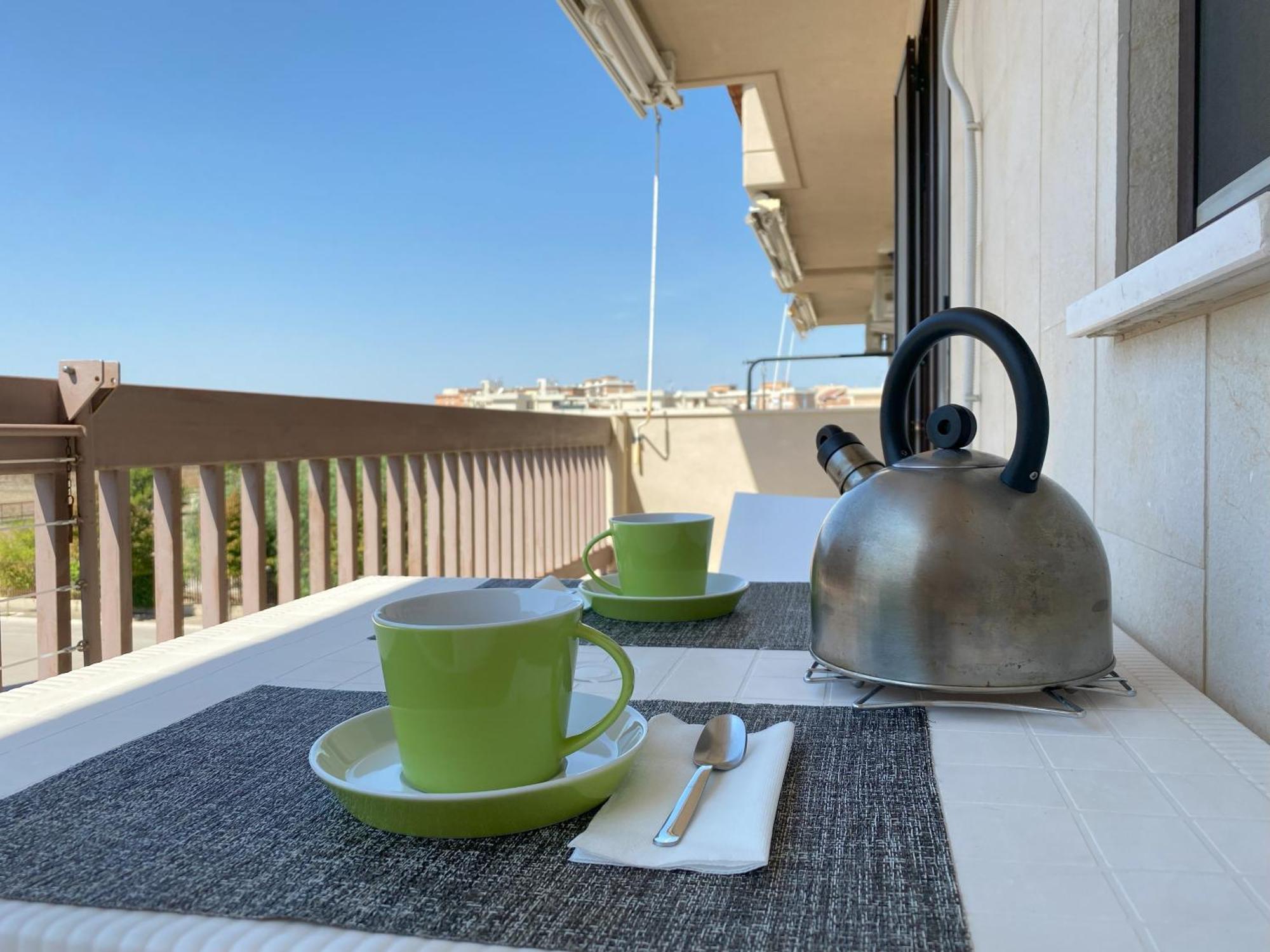F&G 71100 - - Colazione Inclusa - Box Auto Privato Su Richiesta Foggia Exterior foto